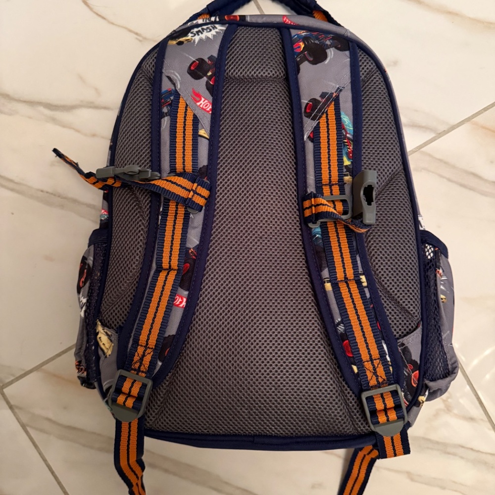 Backpack - Picture 2 of 3